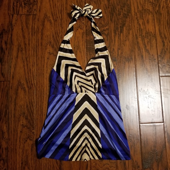 The Limited Tops - 💫Gorgeous Limited Halter Top💫